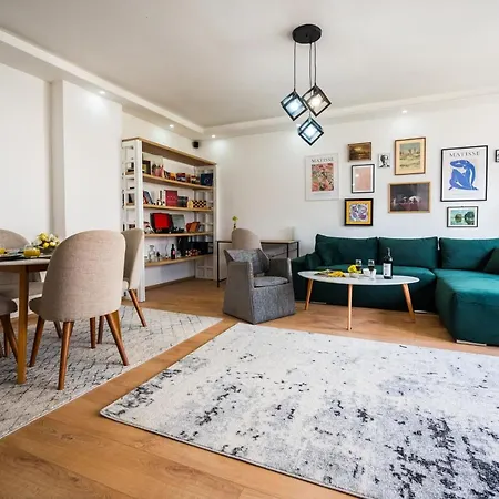 Spacious And Bright 2bdr In The Old Town Apartament Sarajewo