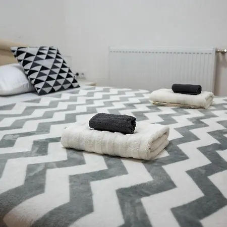 Spacious And Bright 2bdr In The Old Town Apartamento *