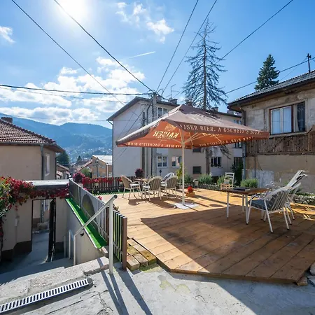 Spacious And Bright 2bdr In The Old Town Апартаменты Сараево