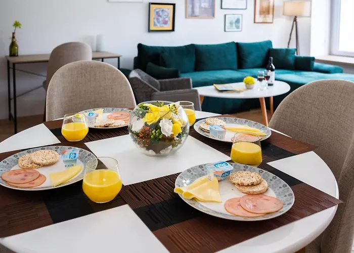 公寓 Spacious And Bright 2bdr In The Old Town