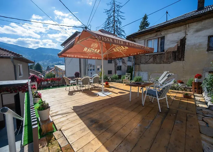 Spacious And Bright 2bdr In The Old Town Sarajevo